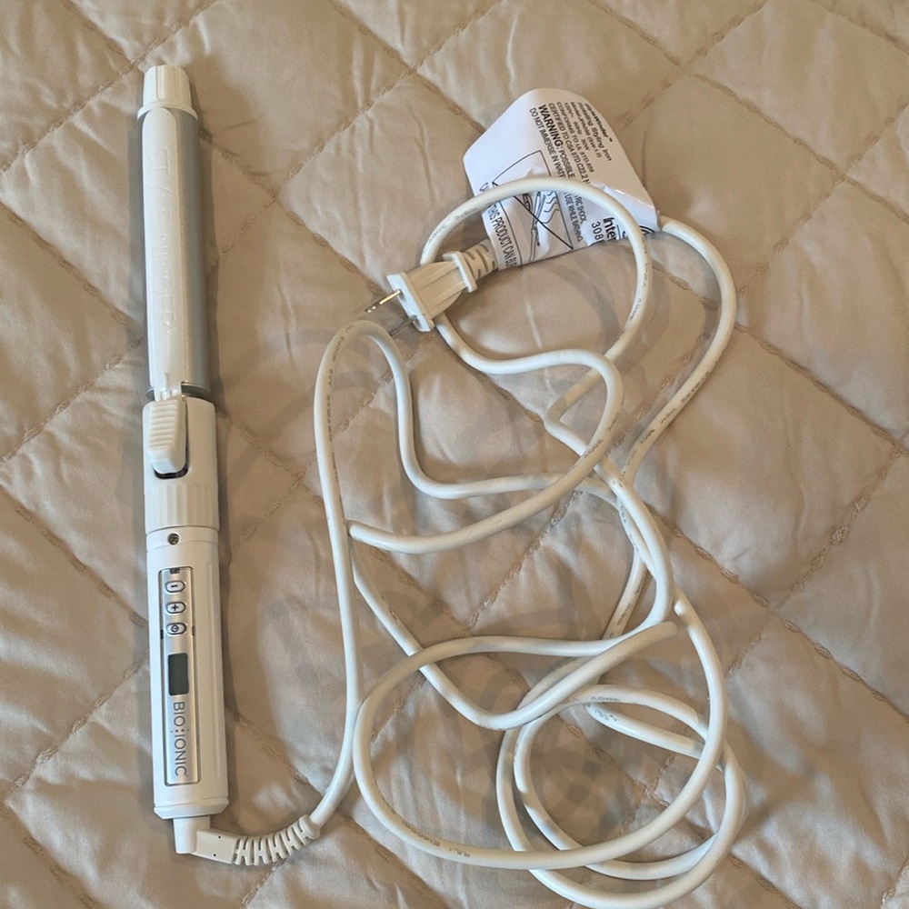 Bio Ionic Stylewinder 1 inch Curling Iron